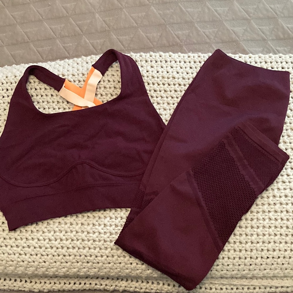 Burgundy Active Gear Set